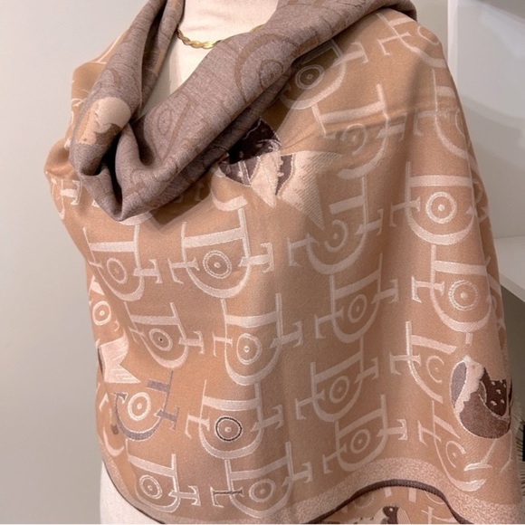 Reversible Large Vegan Cashmere Blend Shawl Scarf, NWT - Picture 4 of 11